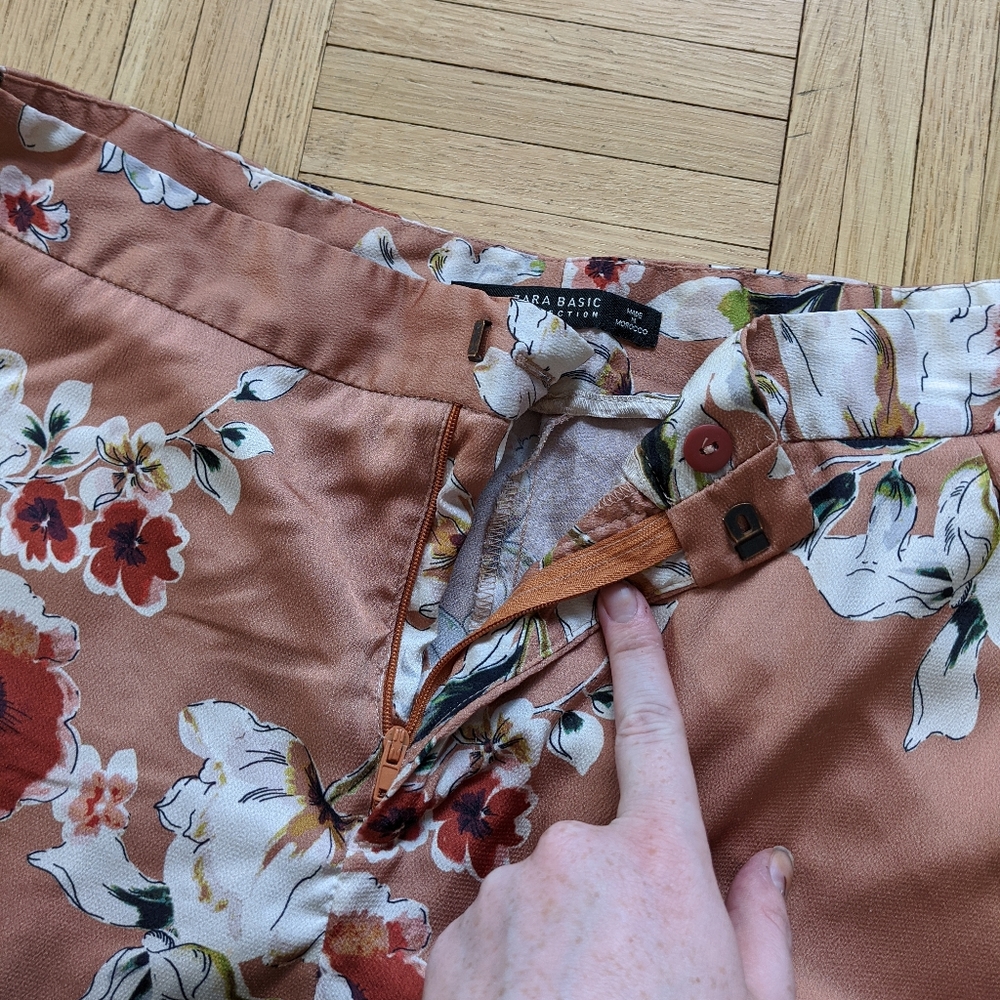 Satin like Zara pants